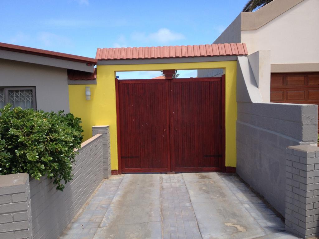 Beach Walk House And Cottage - Self Catering Swakopmund Εξωτερικό φωτογραφία